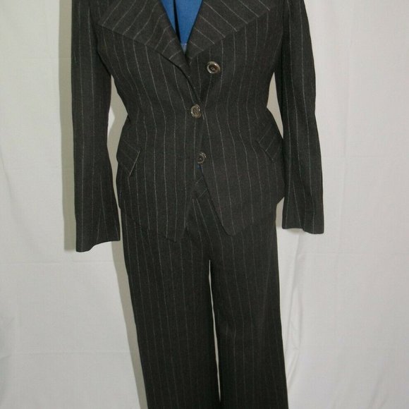 Akris Mainline Three Button Pant Suit Size 6 - Picture 2 of 11